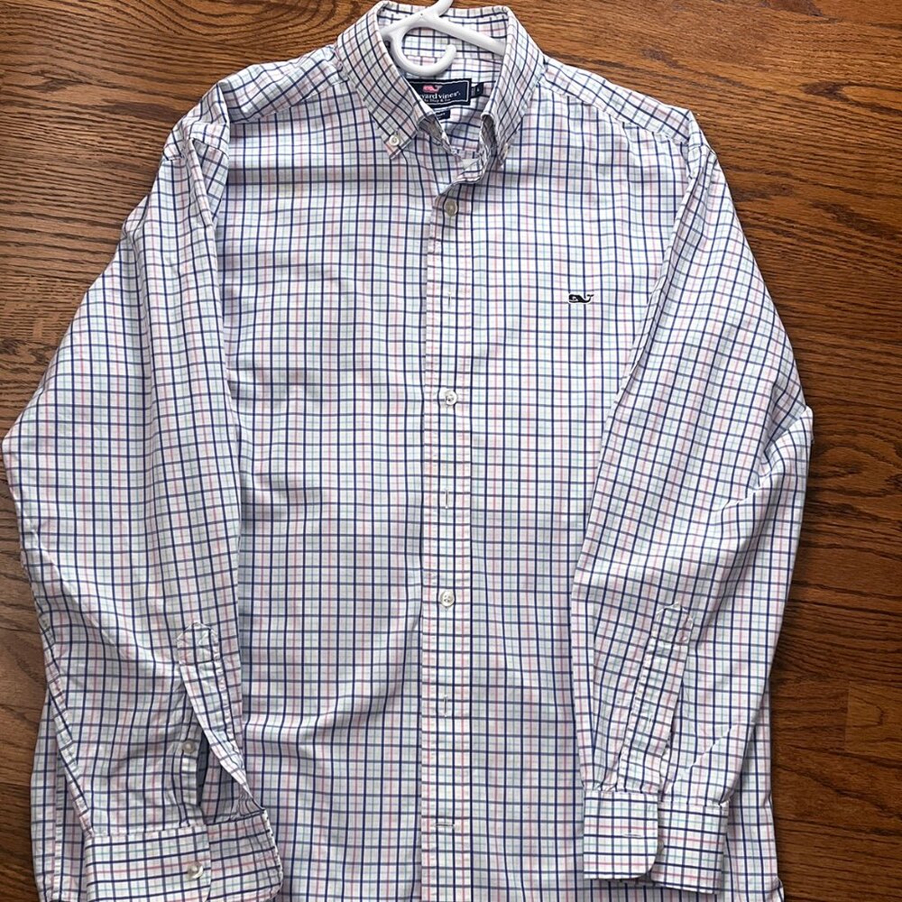 Vineyard Vines Mens Shirt. Red/white/blue/light green check. Size L.